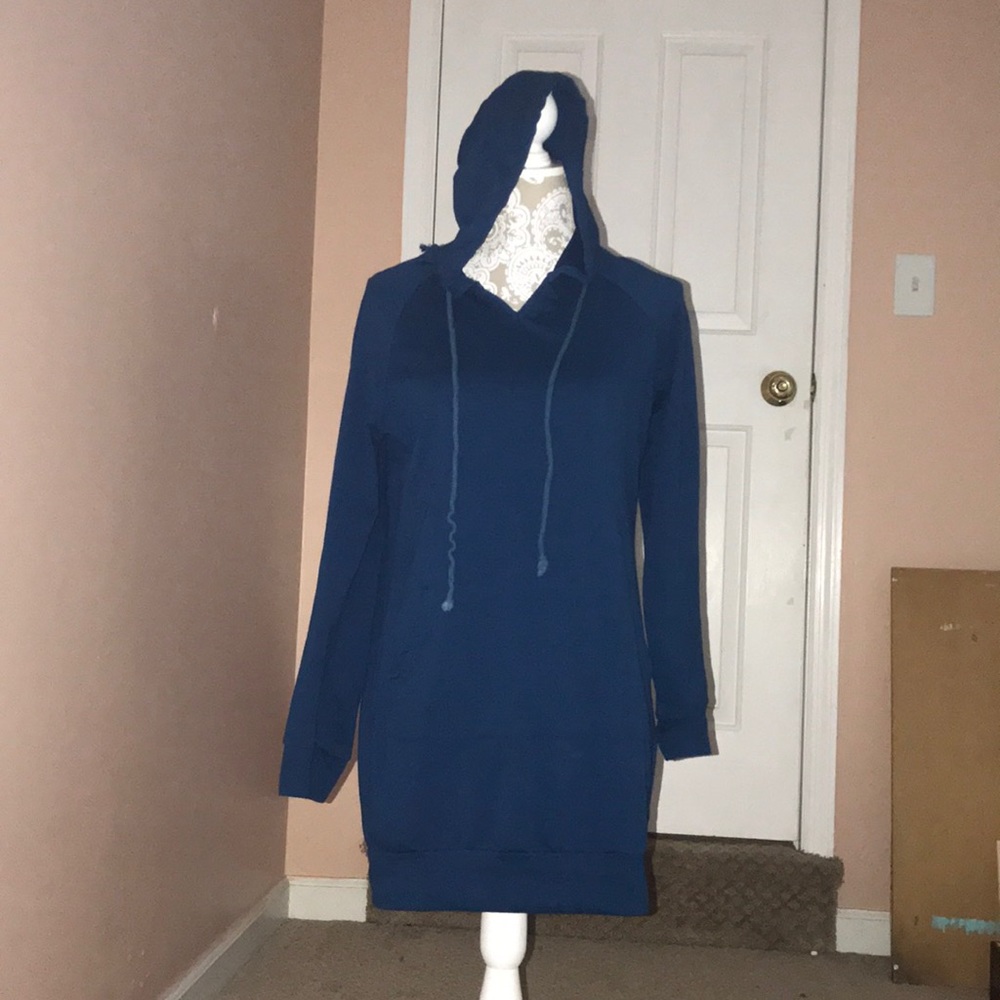 Woman’s blue sweater-dress size S